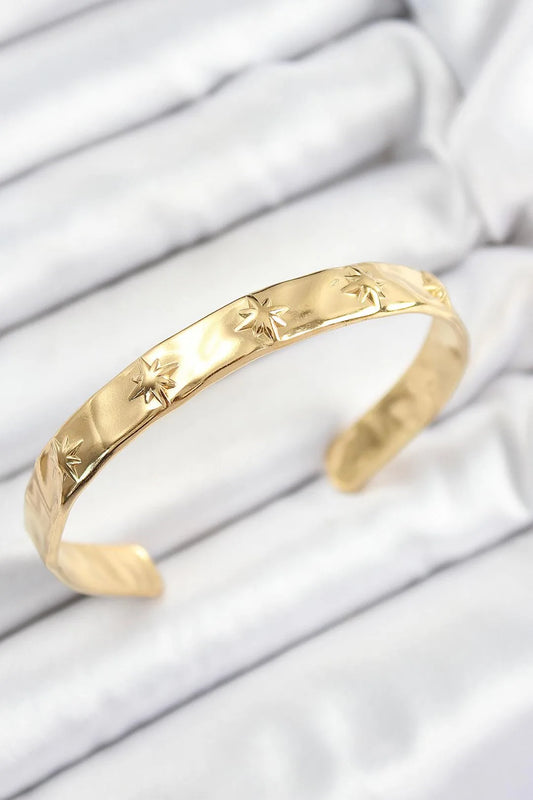 Kuzey Yıldızı Model Gold Renk Kadın Bileklik