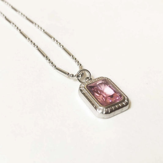 Pembe Taşlı Gümüş Renkli Kolye